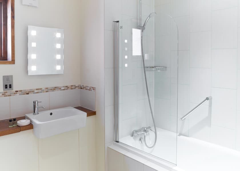 Golden Oak 2 (Pet) - Sherwood Forest Lodges, Sherwood Forest, Nr Edwinstowe