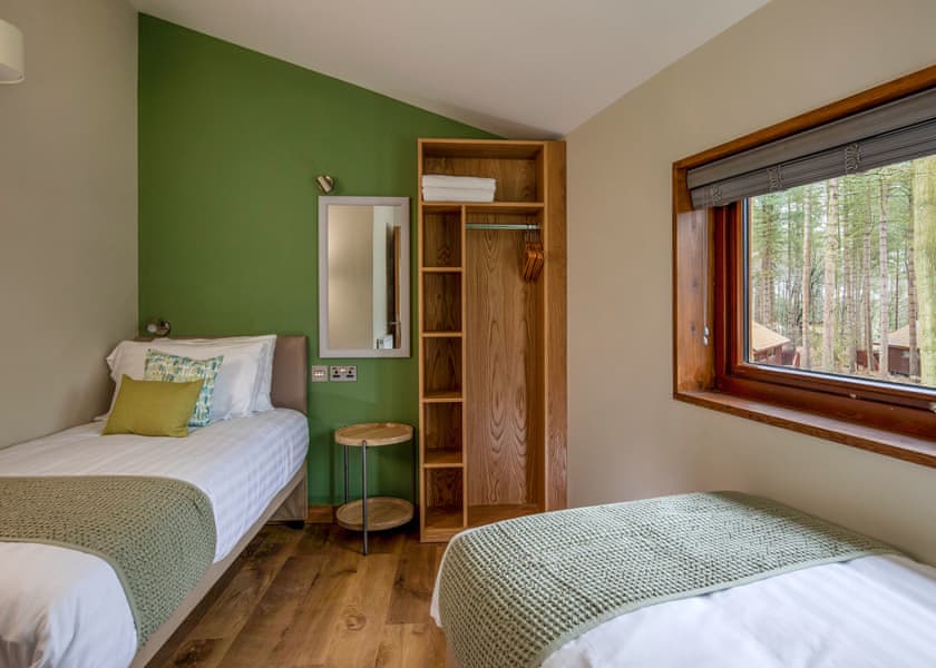 Golden Oak 4 (Pet) - Sherwood Forest Lodges, Sherwood Forest, Nr Edwinstowe