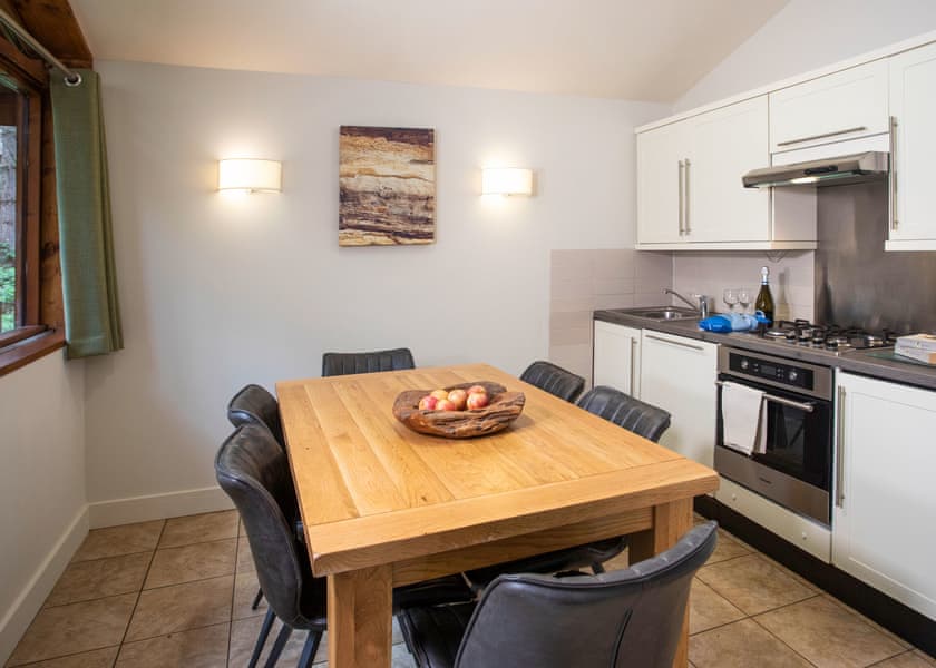 New Golden Oak 2 (Pet) - Sherwood Forest Lodges, Sherwood Forest, Nr Edwinstowe