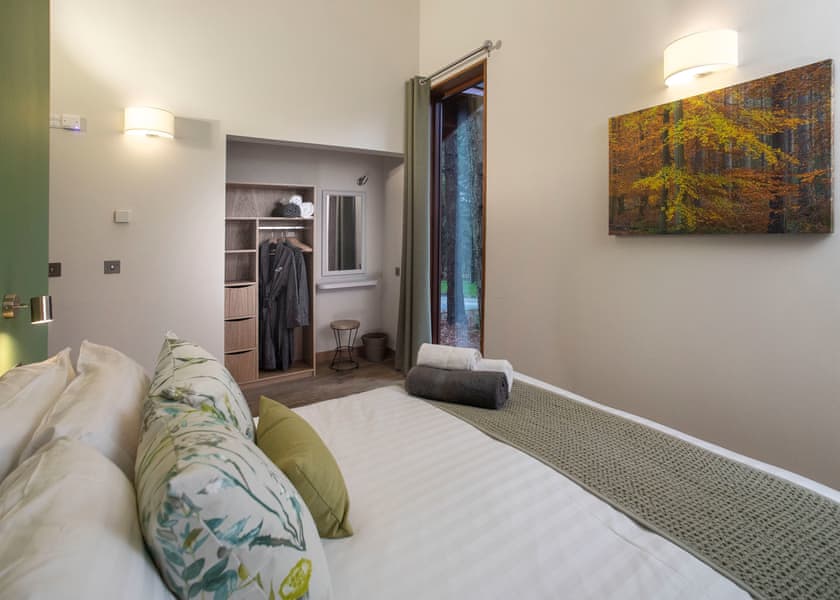 New Golden Oak 2 - Sherwood Forest Lodges, Sherwood Forest, Nr Edwinstowe