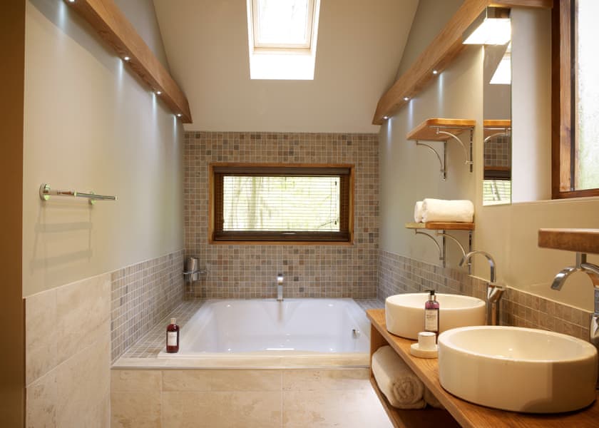 Golden Oak Hideaway (Pet) - Sherwood Forest Lodges, Sherwood Forest, Nr Edwinstowe