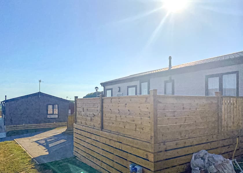 Lakeside 3 Platinum - Shear Barn Holiday Park, Hastings