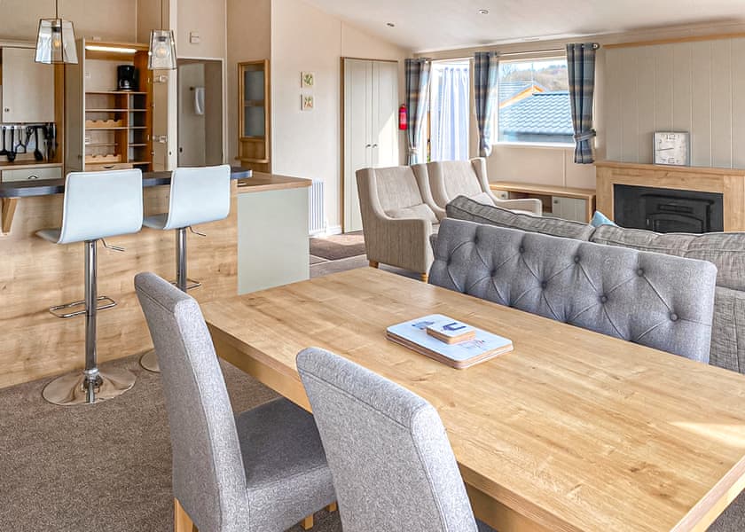 Lake Side 2 Platinum - Shear Barn Holiday Park, Hastings 