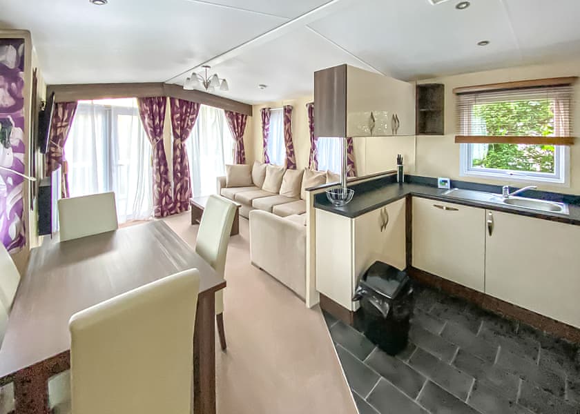 Lakeside 131 Caravan - Shear Barn Holiday Park, Hastings 