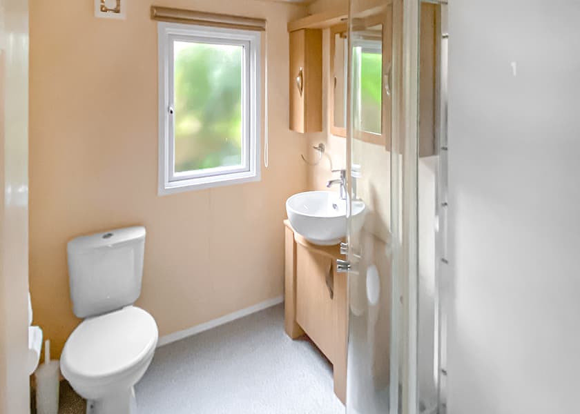 Lakeside 131 Caravan - Shear Barn Holiday Park, Hastings 