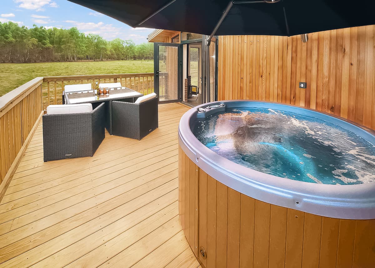 The Sherwood Hideaway Lodges - Holiday Lodge in Central England - Image 2