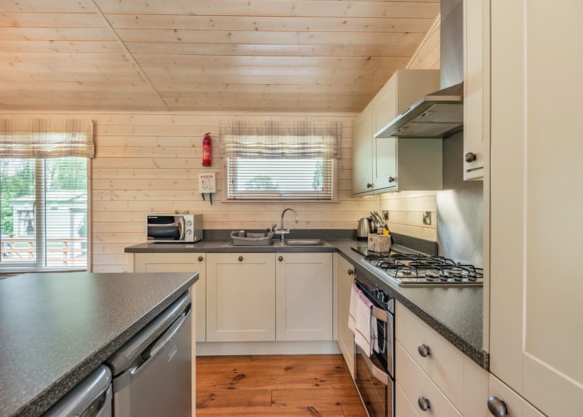 Fawn View Lodge - Silver Trees, Cannock Chase