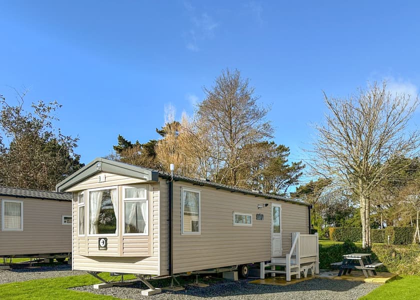 Kennack 2 Bedroom - Silver Sands Holiday Park - Cornwall, Helston