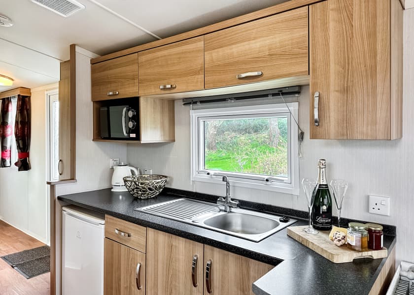 Kennack 3 Bedroom – Pet Friendly - Silver Sands Holiday Park - Cornwall, Helston