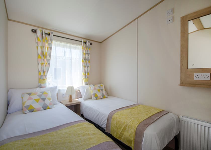 Platinum 2 Caravan with Decking sleeps 4 - Silver Sands Holiday Park, Lossiemouth, Moray