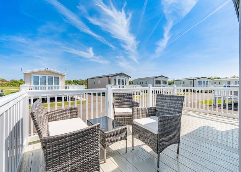 Platinum Caravan 6 (Pet) - Skegness Fields, Skegness