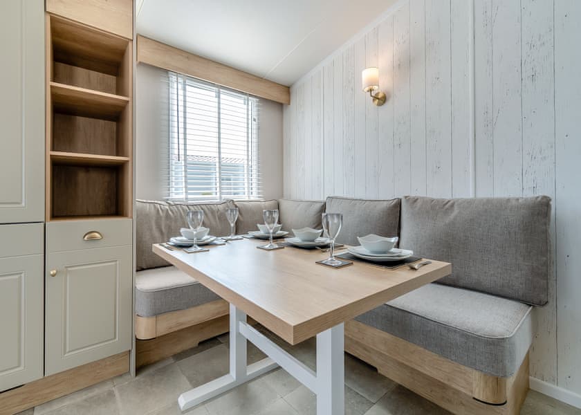 Platinum Caravan 6 (Pet) - Skegness Fields, Skegness