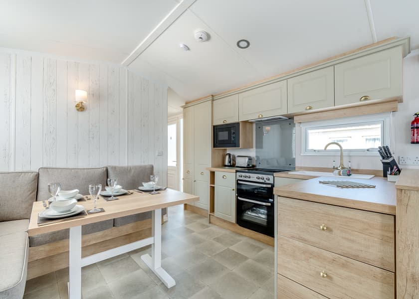 Platinum Caravan 6 (Pet) - Skegness Fields, Skegness