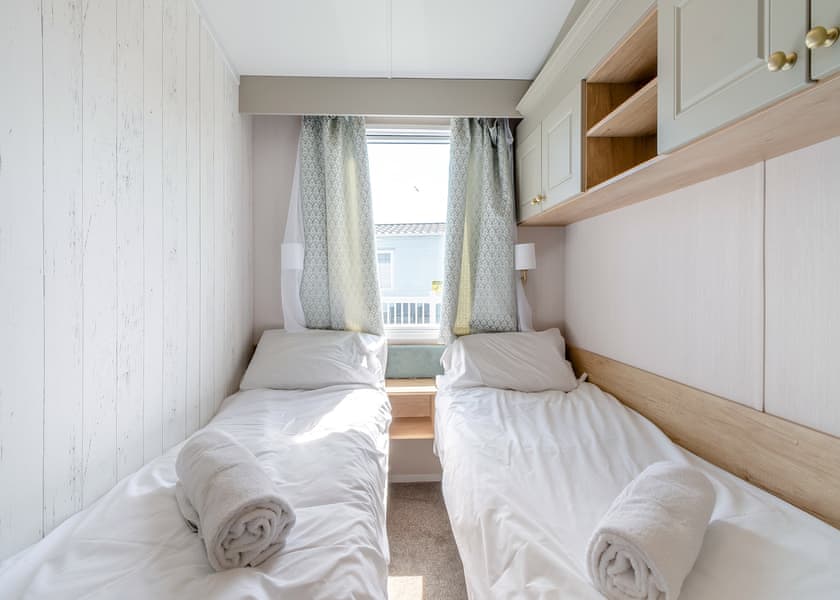 Platinum Caravan 6 (Pet) - Skegness Fields, Skegness