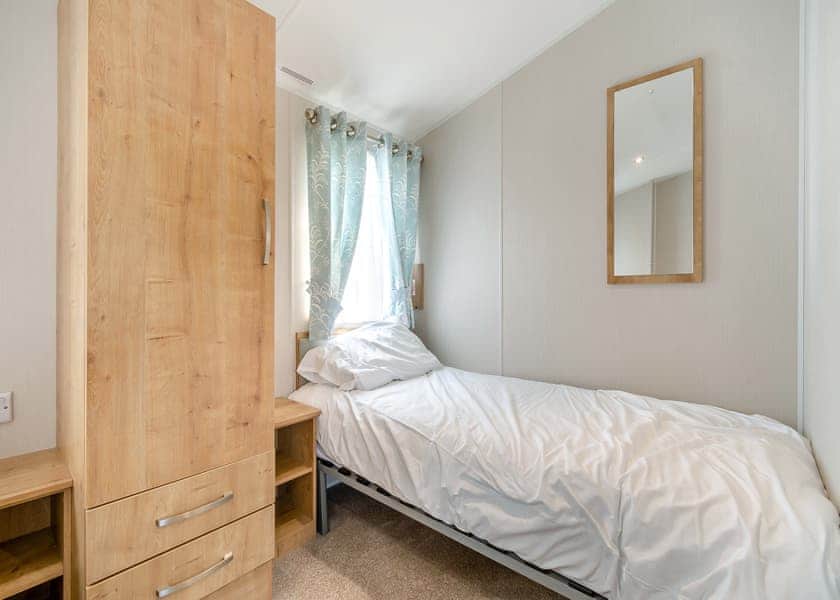 Gold Caravan 6 WCF (Pet) - Skegness Fields, Skegness
