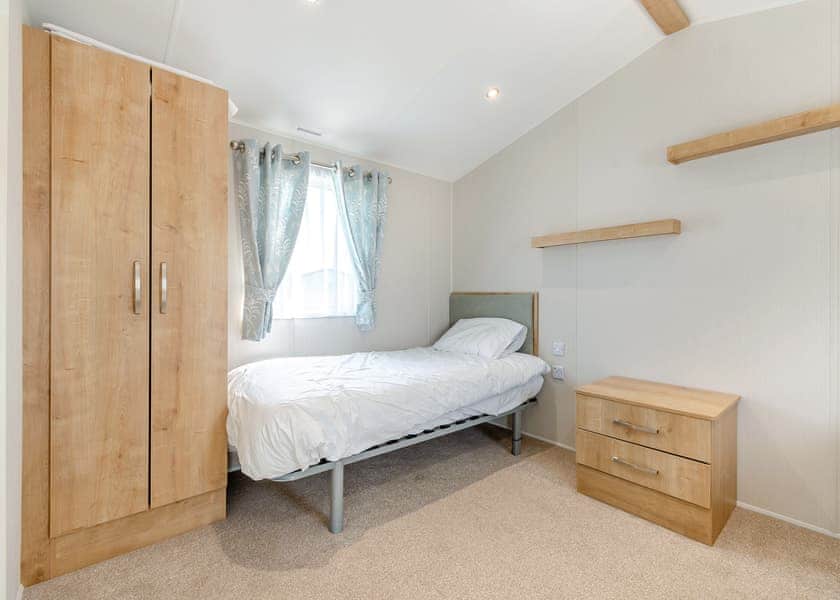 Gold Caravan 6 WCF (Pet) - Skegness Fields, Skegness