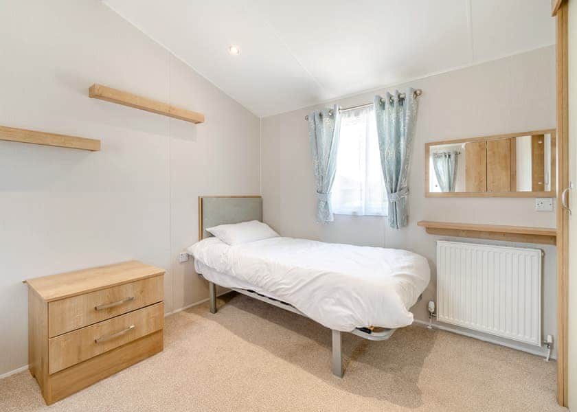 Gold Caravan 6 WCF (Pet) - Skegness Fields, Skegness