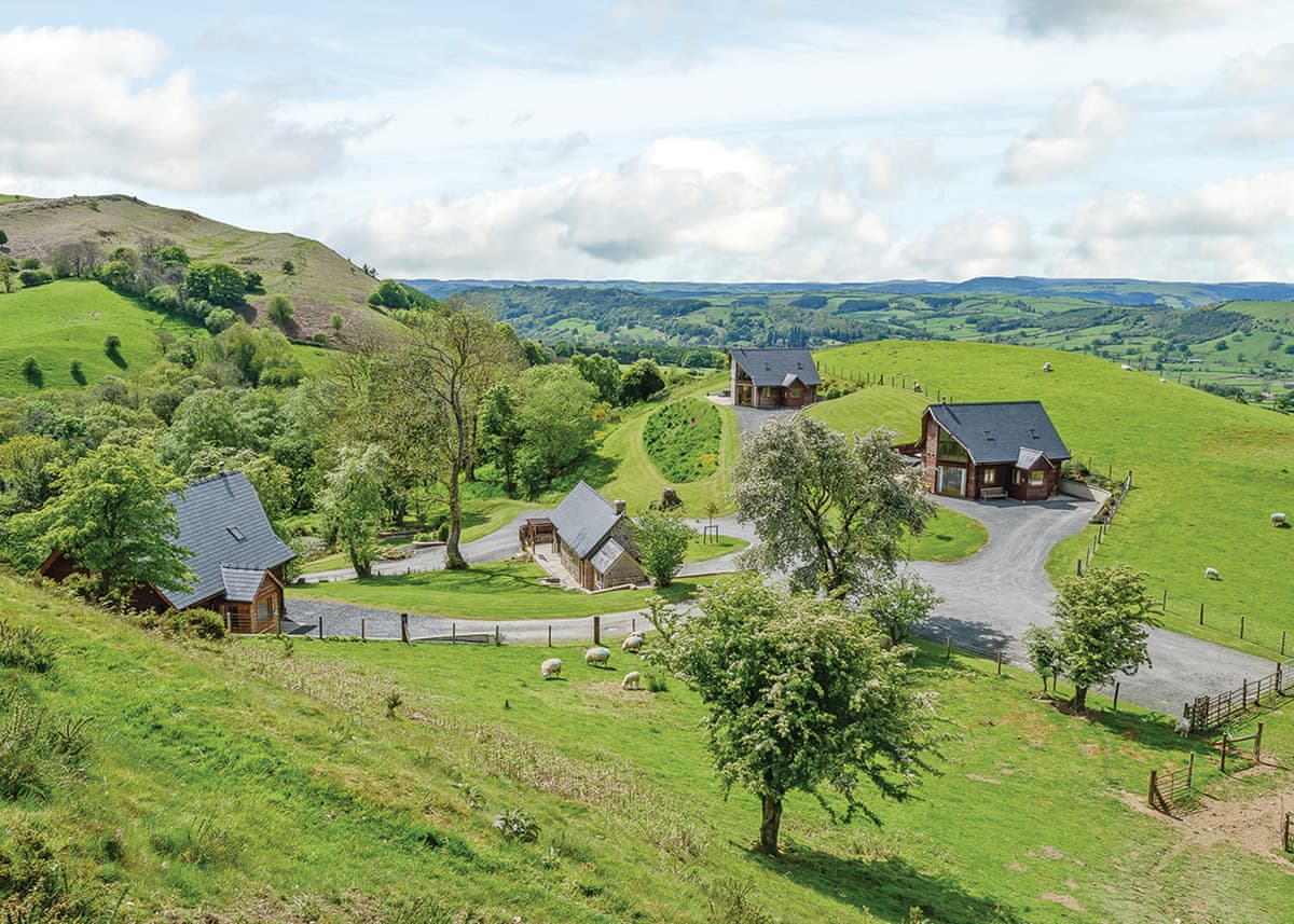 Slate House Lodges - Image 1