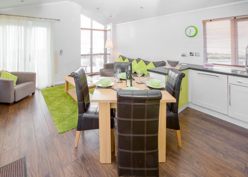 Contemporary Lodge 2 bedroom Hot Tub (Pet Friendly) - Sauchope Links Park, Anstruther