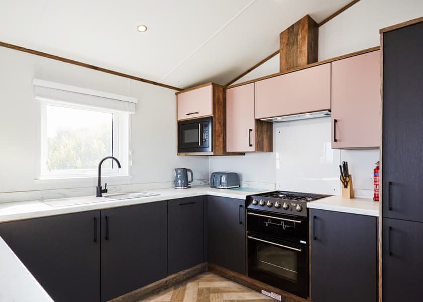 Signature Lodge 3 Bedroom Hot Tub PF - Sauchope Links Park, Anstruther