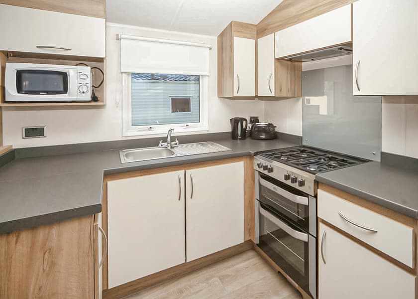 Gold Plus 3 Caravan - Solent Breezes, Fareham