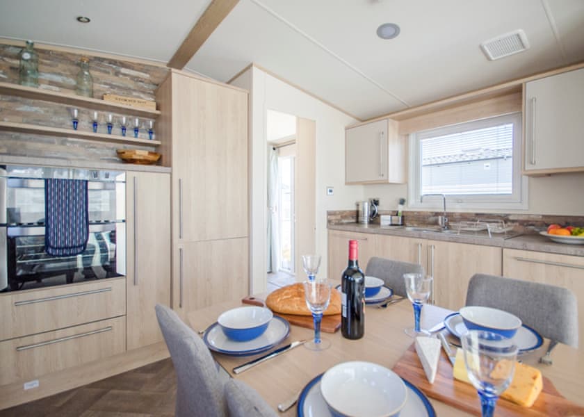 Platinum 2 Caravan with Decking - Solent Breezes, Fareham