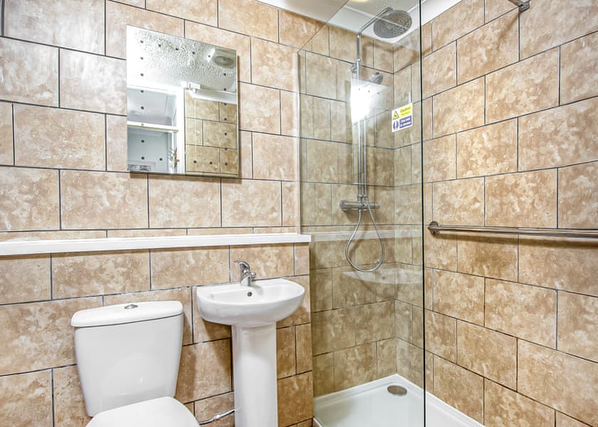 2 Bed Gold Chalet Pet - South Bay Holiday Park, Brixham