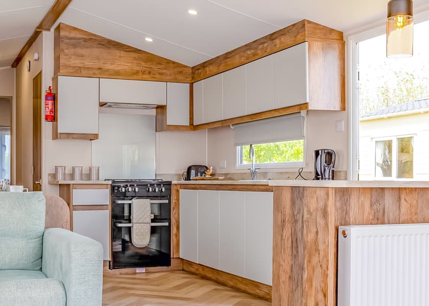 Signature 2 Bed Caravan Pet Friendly - Riverside Holiday Park, Southport