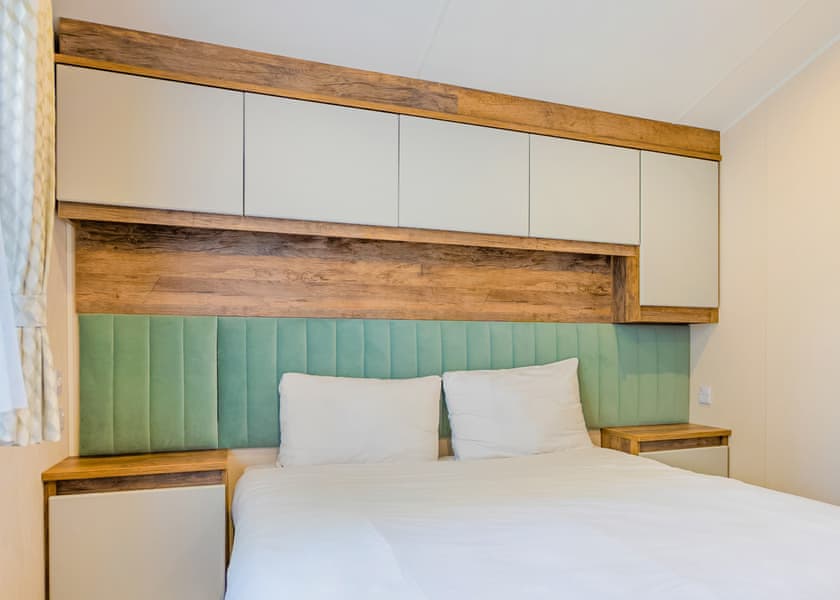 Signature 2 Bed Caravan Pet Friendly - Riverside Holiday Park, Southport