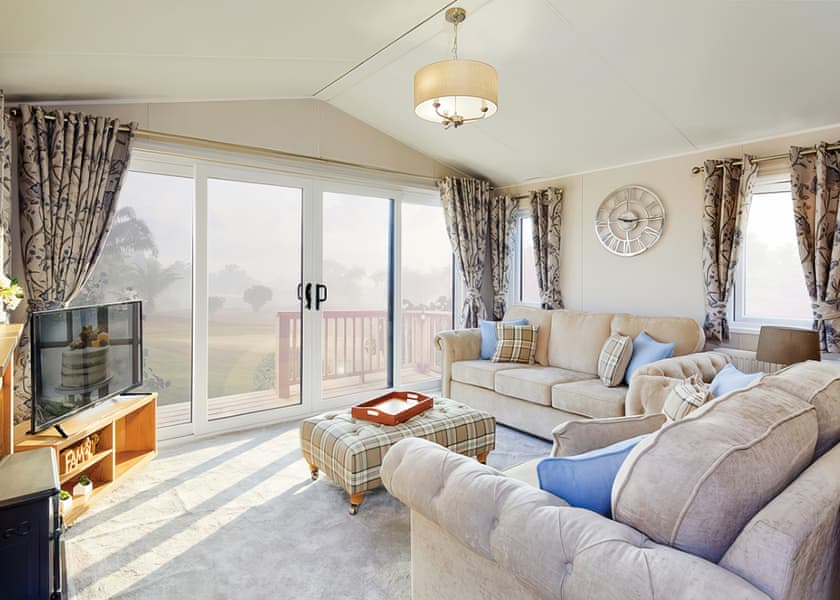 Hideaway 2 Bed Junior Lodge with Hot Tub Pet Friendly - Riverside Holiday Park, Southport