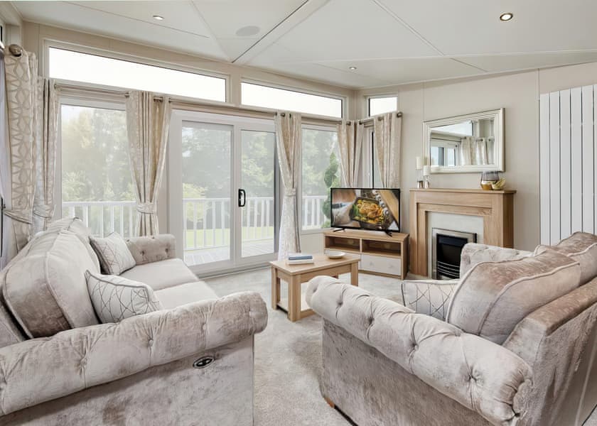 Hideaway 3 Bed Junior Lodge with Hot Tub - Riverside Holiday Park, Southport