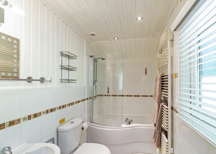 Lilleskov - Springwood Lodges, Harrogate