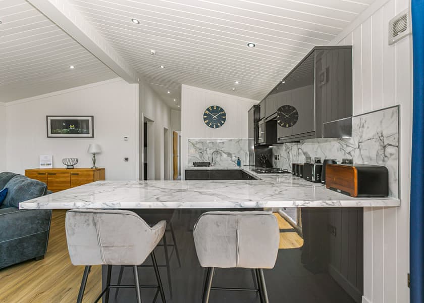 Paddocks Junior Lodge 2 Bed - Silverwood Resort, Perth