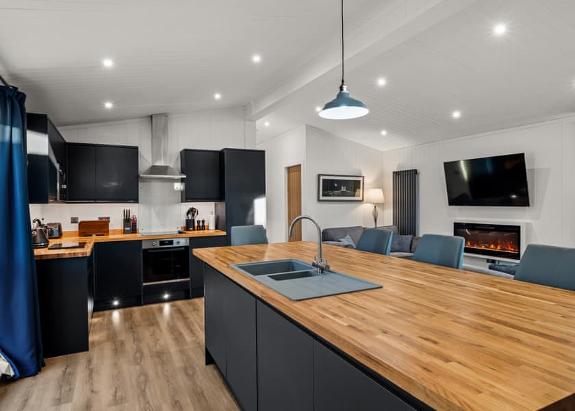 Paddocks Premium Lodge 2 Bed - Silverwood Resort, Perth