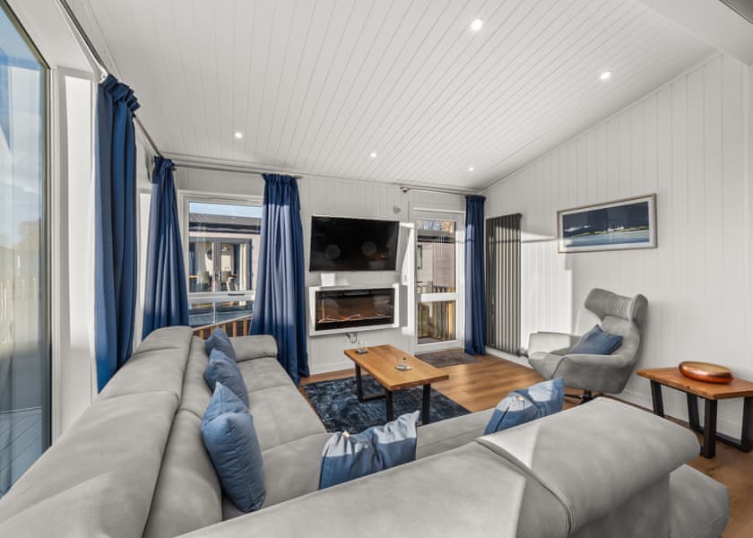 Paddocks Deluxe Lodge 3 Bed - Silverwood Resort, Perth