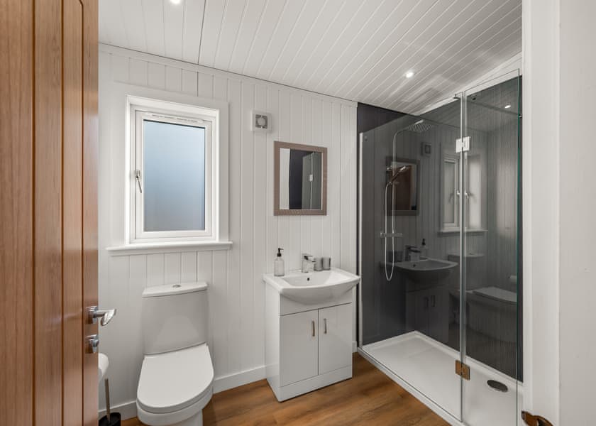 Paddocks Deluxe Lodge 3 Bed Accessible - Silverwood Resort, Perth