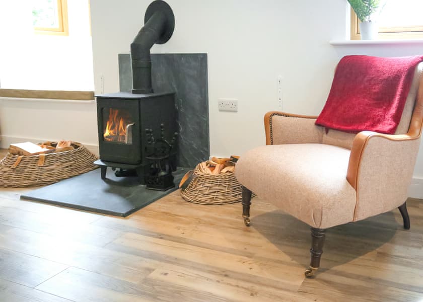 Buzzard 4 Bedroom Cottage - Stowford Farm Meadows, Combe Martin