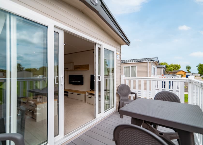 Platinum 2 Bedroom Caravan (Pet Friendly) - Stowford Farm Meadows, Combe Martin