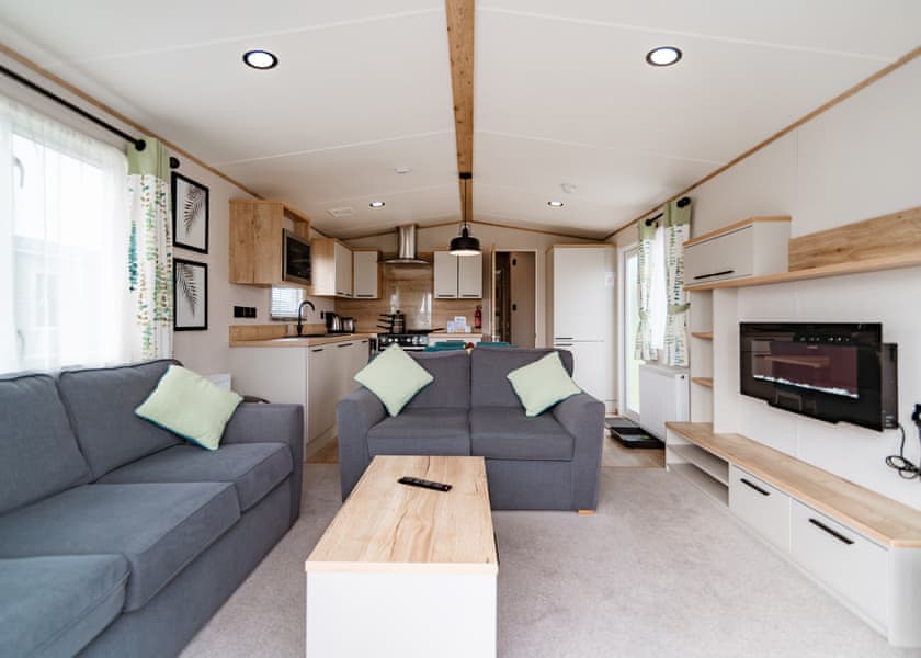 Platinum 2 Bedroom Caravan (Pet Friendly) - Stowford Farm Meadows, Combe Martin