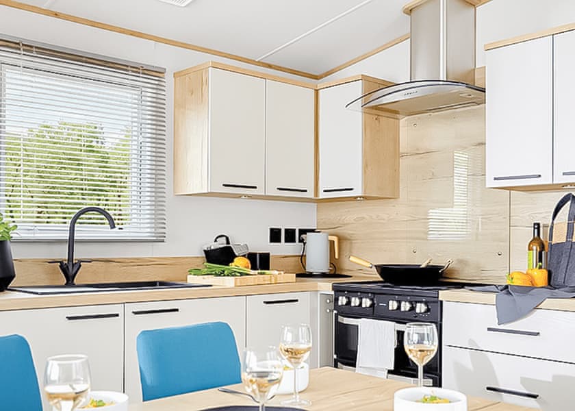 Platinum 3 Bedroom Caravan (Pet Friendly) - Stowford Farm Meadows, Combe Martin