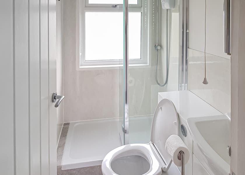 2 Bed Silver Bungalow sleeps 4 - St Ives Holiday Village, Lelant, St Ives