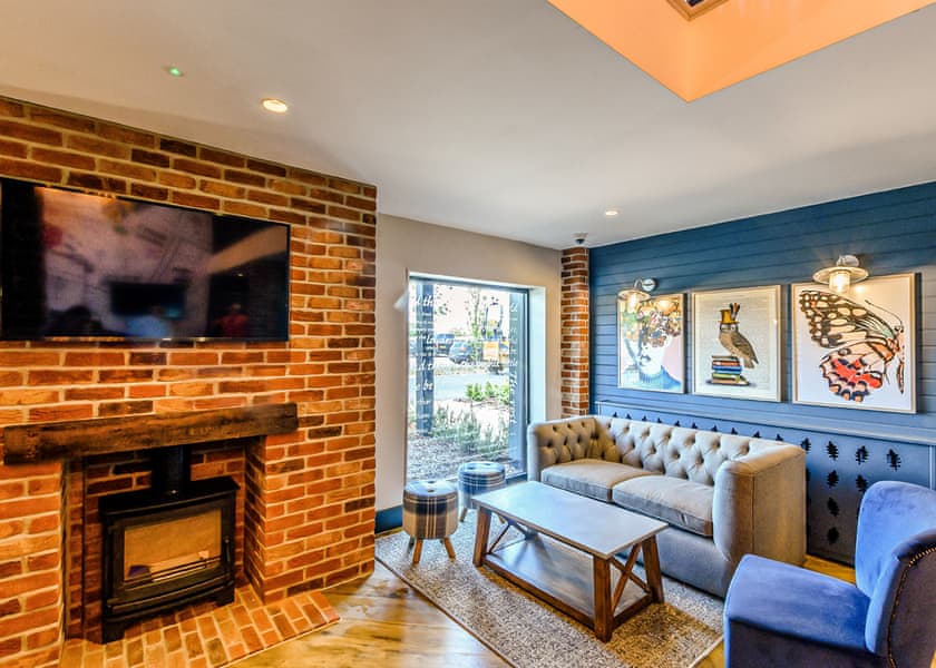 Stratford Upon Avon Lodge Retreat, Snitterfield, Stratford Upon Avon