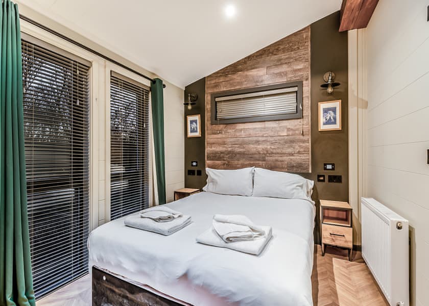 Ettington Lodge Premier - Stratford Upon Avon Lodge Retreat, Snitterfield, Stratford Upon Avon