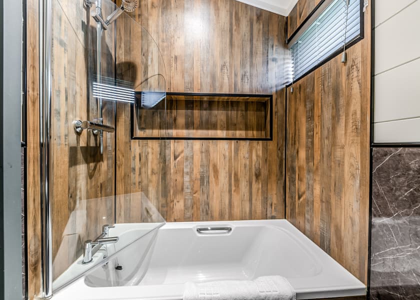 Claverdon Lodge - Stratford Upon Avon Lodge Retreat, Snitterfield, Stratford Upon Avon