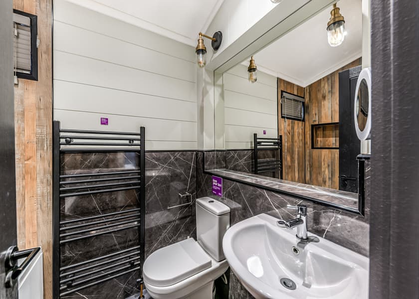 Claverdon Lodge Premier - Stratford Upon Avon Lodge Retreat, Snitterfield, Stratford Upon Avon