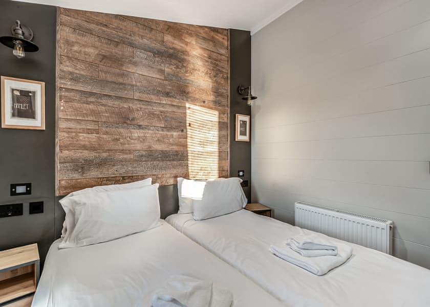 Oxhill Lodge - Stratford Upon Avon Lodge Retreat, Snitterfield, Stratford Upon Avon