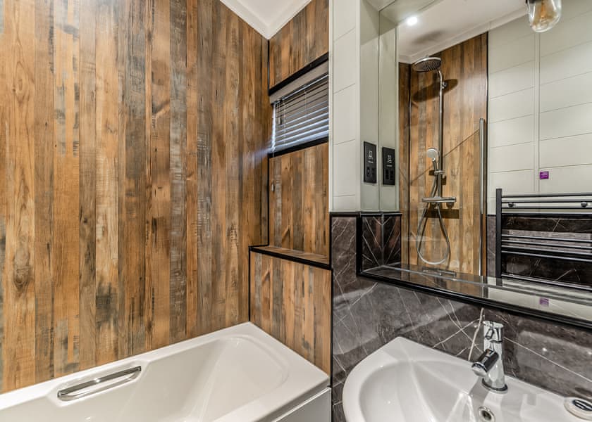 Oxhill Lodge - Stratford Upon Avon Lodge Retreat, Snitterfield, Stratford Upon Avon