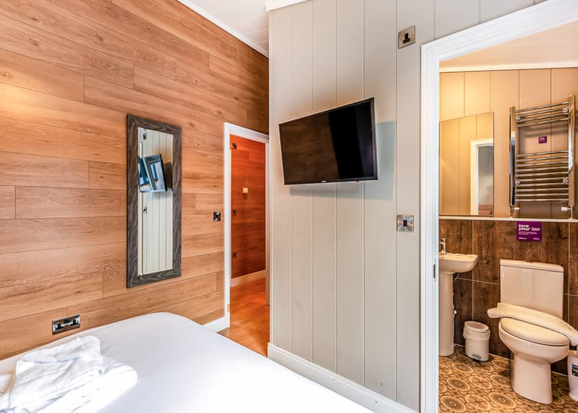 Loxley Lodge Premier - Stratford Upon Avon Lodge Retreat, Snitterfield, Stratford Upon Avon