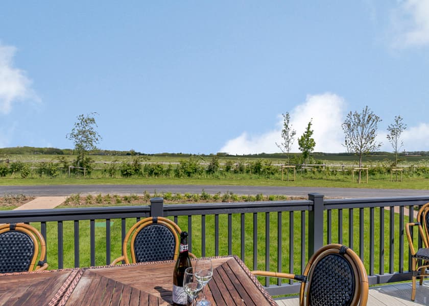 Wilmcote Lodge - Stratford Upon Avon Lodge Retreat, Snitterfield, Stratford Upon Avon