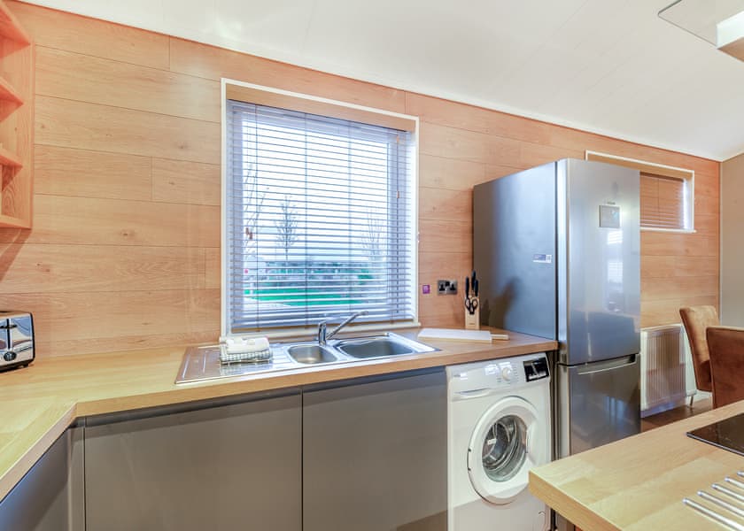 Wilmcote Lodge Premier - Stratford Upon Avon Lodge Retreat, Snitterfield, Stratford Upon Avon